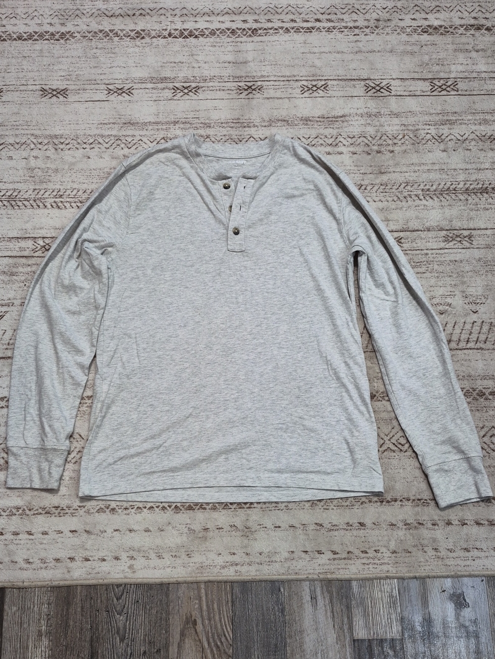 Old Navy Light Gray Long-Sleeve Henley Shirt